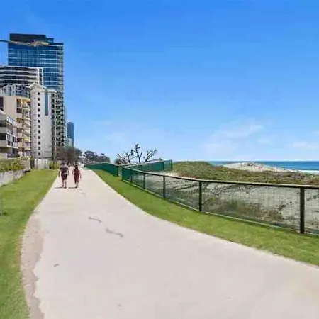 Surfers Paradise - Beachfront Apartment Gold Coast Exterior photo